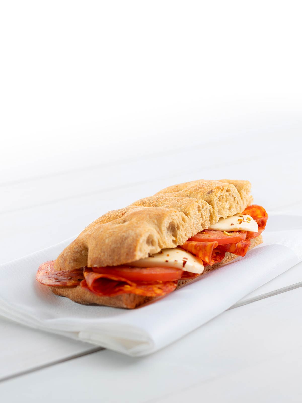 FOCACCIA CON CEREALI ANTICHI SALAMI 